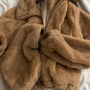Missguided fur fux jacket, Biege, size US 2
